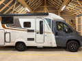 Bürstner Travel Van T620G partiellement intégré