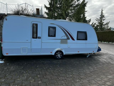 Bürstner Averso Top 560 TK Wohnwagen Caravan